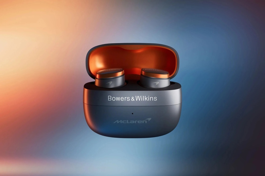 Bowers_Wilkins_Pi8_McLaren_Edition_101.jpg