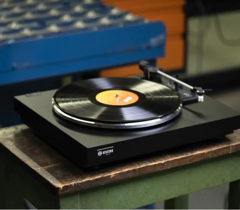 REKKORD AUDIO Проигрыватель F 110Р ЧЕРНЫЙ, Kinodrive.kz &mdash; фото 2