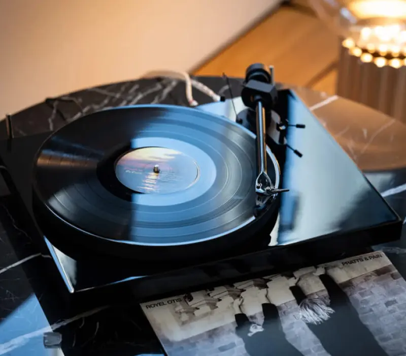 PRO-JECT Проигрыватель пластинок Debut EVO 2 Pick It MM ЧЕРНЫЙ EAN:9120129864831, Kinodrive.kz &mdash; фото 3
