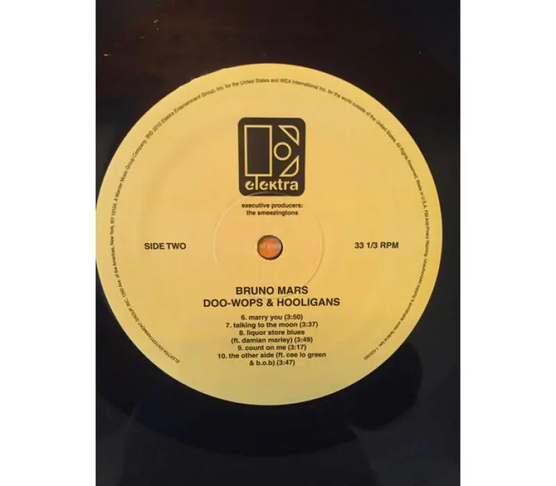 Виниловая пластинка Bruno Mars – Doo-Wops & Hooligans, Kinodrive.kz — фото 4