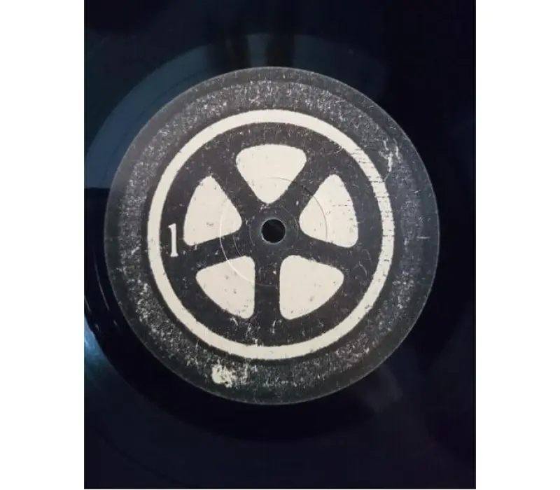 Виниловая пластинка Sepultura – Roots, Kinodrive.kz — фото 6