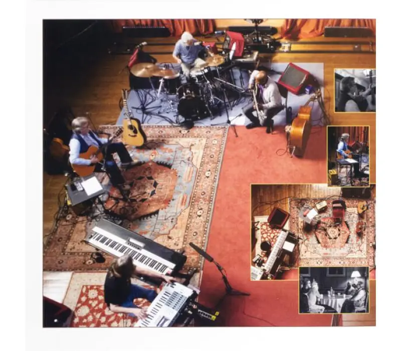 Виниловая пластинка Eric Clapton – The Lady In The Balcony: Lockdown Sessions, Kinodrive.kz — фото 13