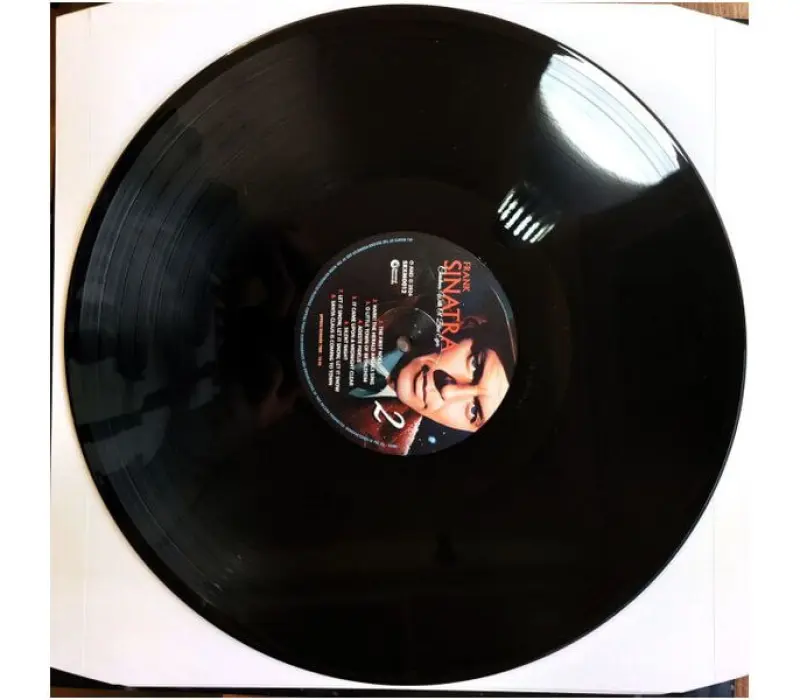 Виниловая пластинка FRANK SINATRA – Christmas With Ol' Blue Eyes, Kinodrive.kz — фото 2