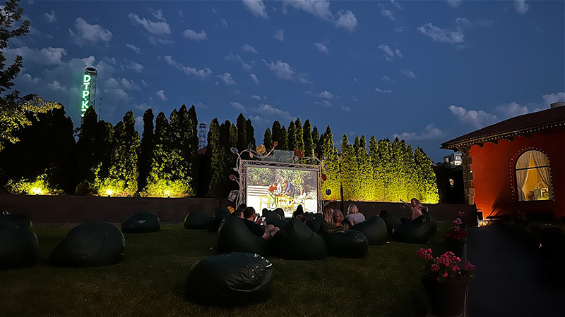 Кинотеатр под открытым небом в Villa dei Fiori