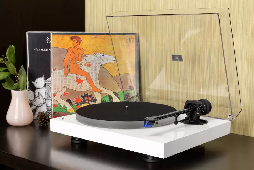 Тест проигрывателя винила Pro-Ject X1: равновесие во всем