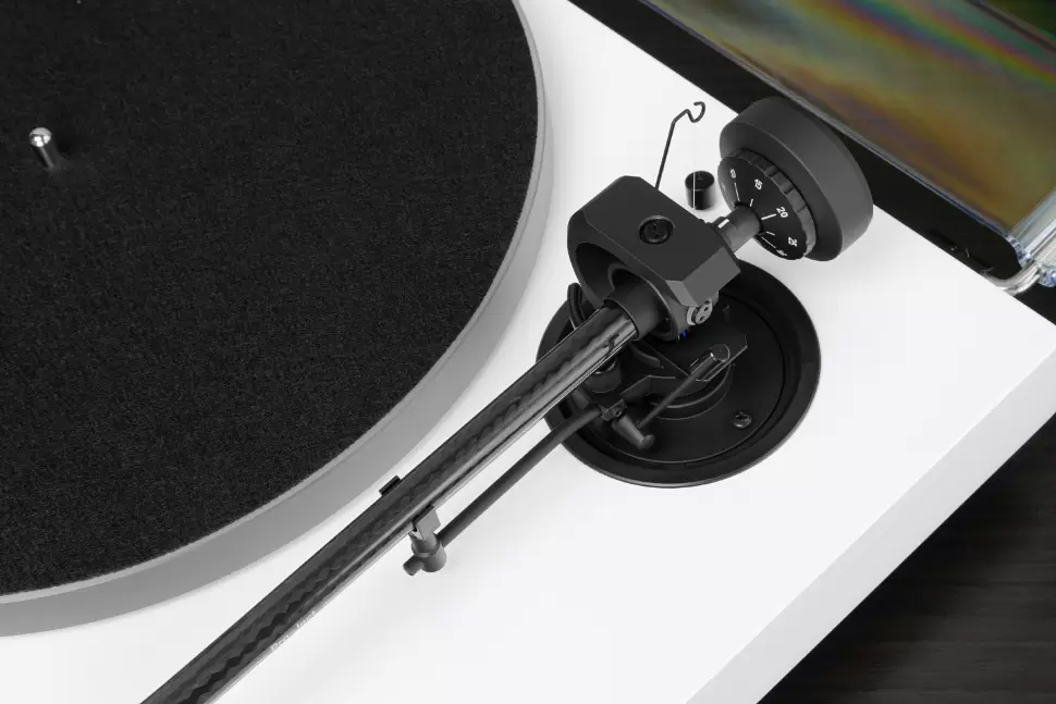 Тест проигрывателя винила Pro-Ject X1: равновесие во всем