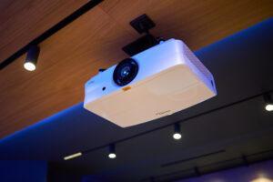 Домашний кинотеатр (KEF, Marantz + Optoma) Домашний кинотеатр (KEF, Marantz + Optoma)