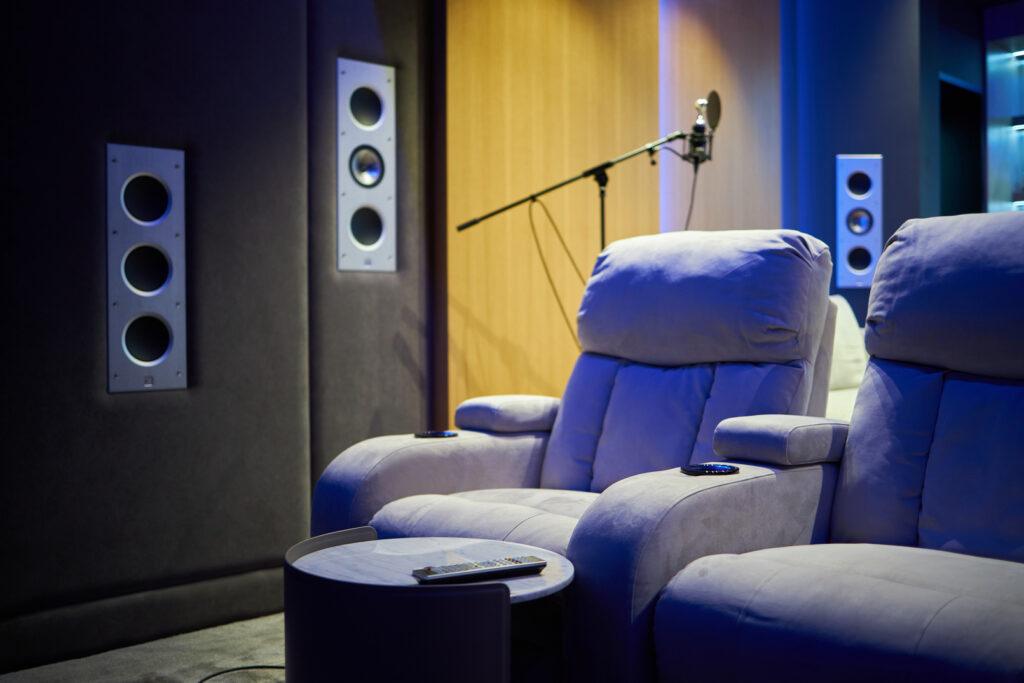 Домашний кинотеатр (KEF, Marantz + Optoma) Домашний кинотеатр (KEF, Marantz + Optoma)