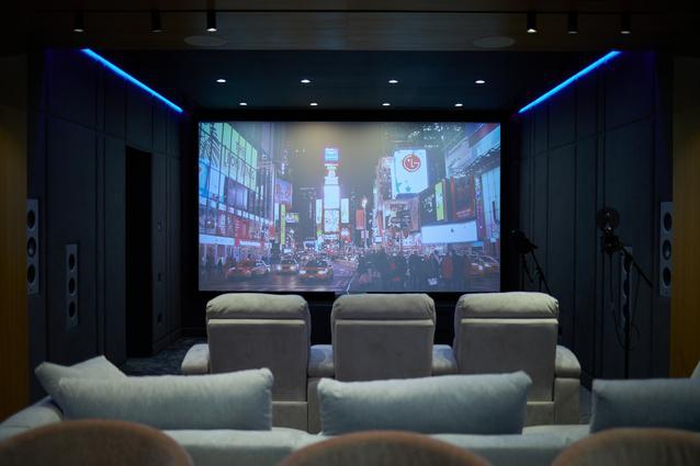 Домашний кинотеатр (KEF, Marantz + Optoma) Домашний кинотеатр (KEF, Marantz + Optoma)