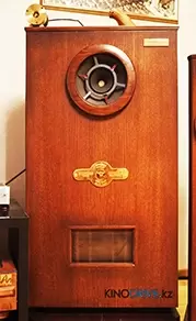 Комната настоящего меломана