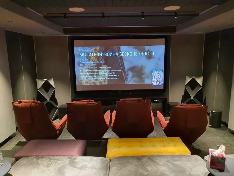 KEF Reference и Dolby Atmos в частном кинозале в Алматы