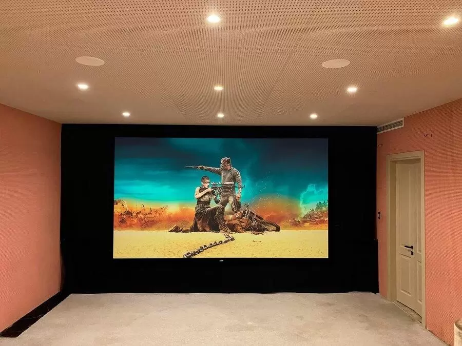 AUDAC и DAS звучат в уютном кинозале Esentai City в Алматы