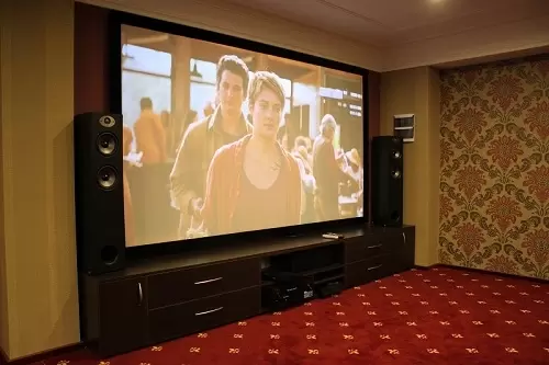 Домашний кинозал (Polk Audio TSx + Optoma HD26)