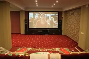 Домашний кинозал (Polk Audio TSx + Optoma HD26)