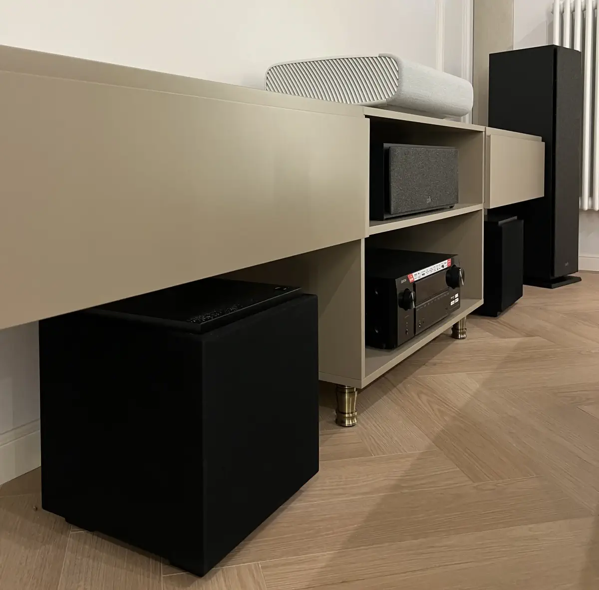 Создание идеального домашнего кинозала с POLK AUDIO и DENON