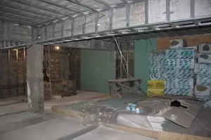 Домашнее караоке, кинозал и интерактивный гольф на базе Optoma, AUDAC и Polk Audio