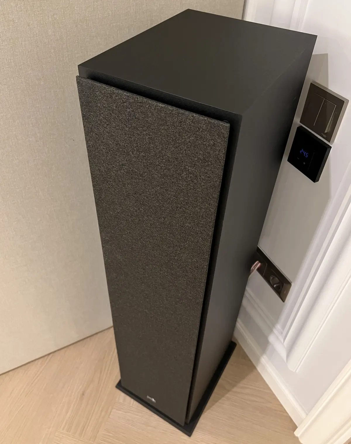 Создание идеального домашнего кинозала с POLK AUDIO и DENON