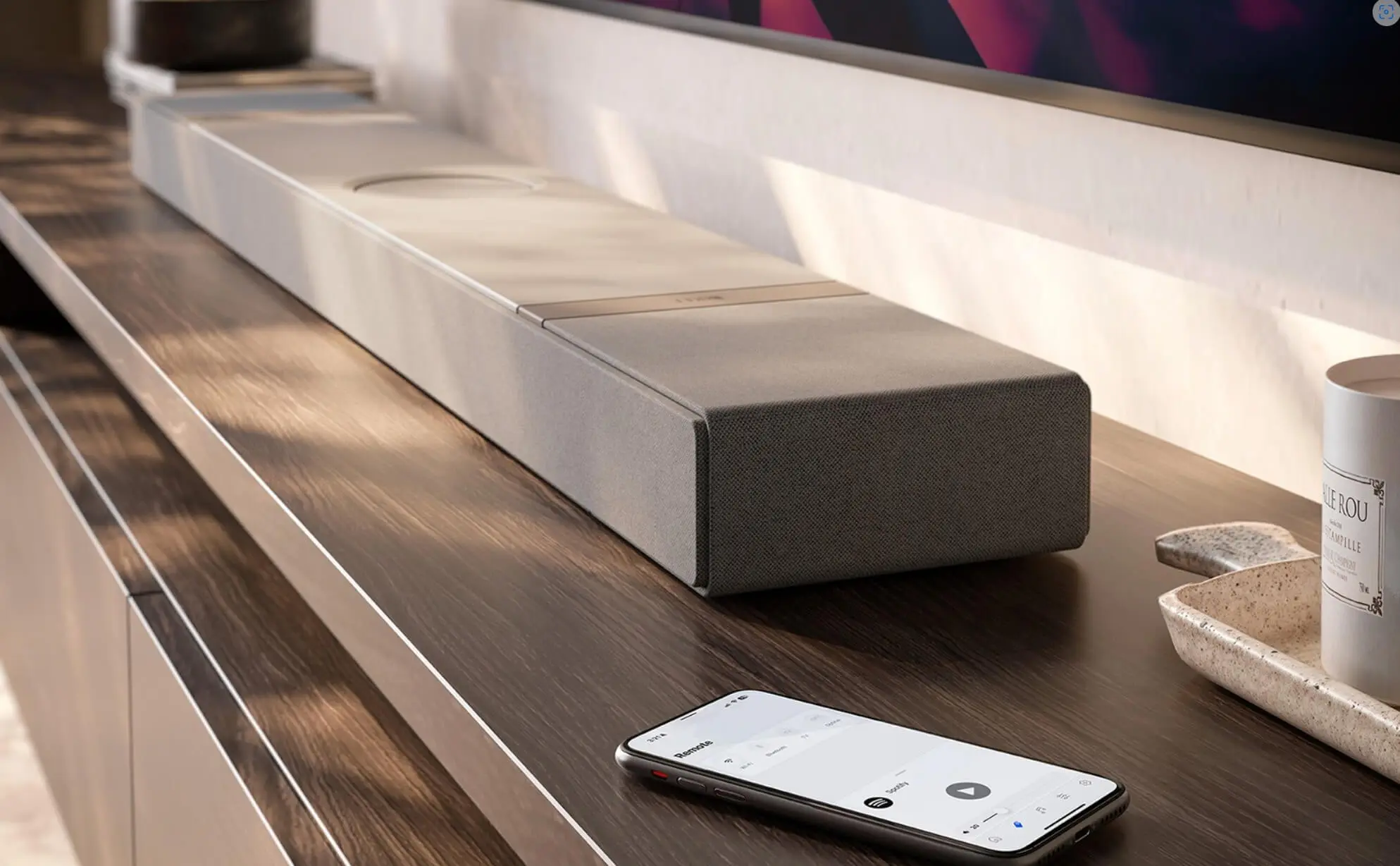 KEF Саундбар XIO СЕРЕБРО EAN:637203051142