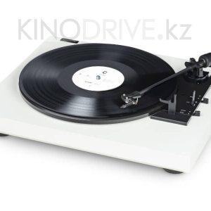 Виниловый проигрыватель Pro-Ject A1 OM10 Белый