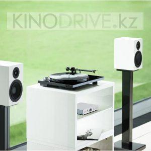 Виниловый проигрыватель Pro-Ject E1 BT High Gloss ОМ5е UNI Черный