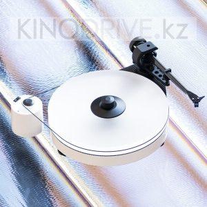 Виниловый проигрыватель Pro-Ject RPM5 Carbon Quintet Red Белый