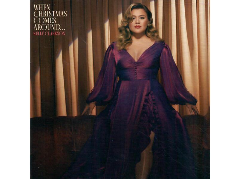 Santa can't you hear me ariana grande. Ariana grande учительница. Santa can t you hear me. Santa can't you hear me ariana grande. I hear you.